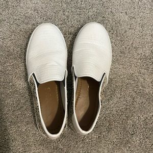 Kaanas Snakeskin Sneaker